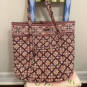 🍋🌴SALE🍋🌴 Vera Bradley tote